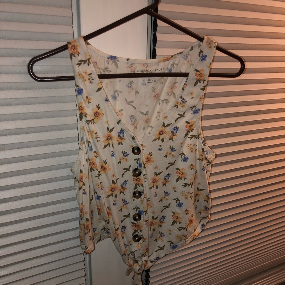💛American Eagle floral tank top